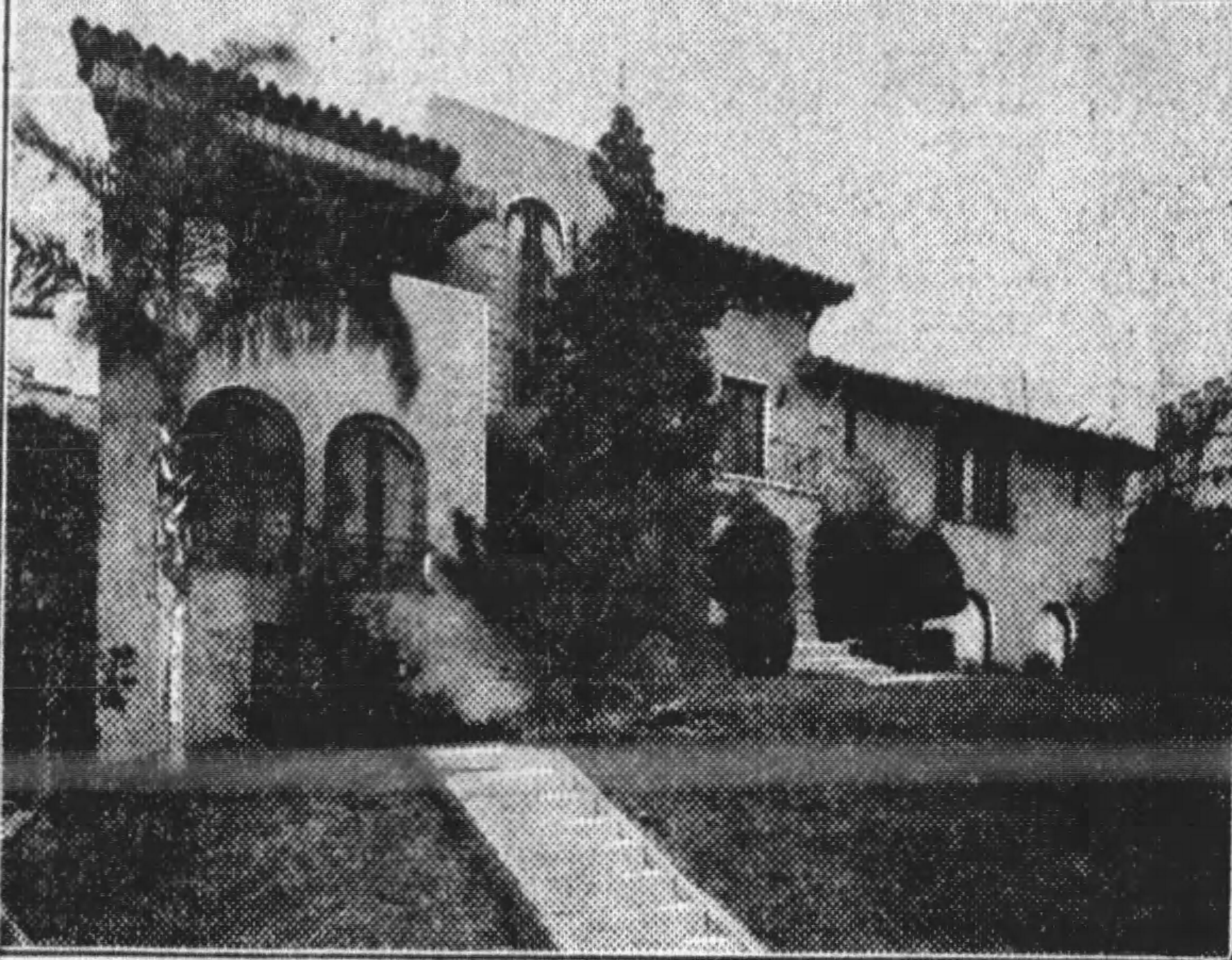 S01 E08: The Los Feliz Mystery House